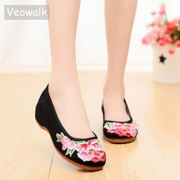 

veowalk floral embroidery slip on women old beijing shoes ballerina flats ladies ballets denim embroidered chinese wedding shoes, Black