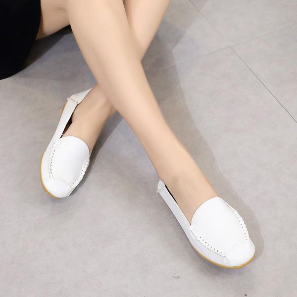 

spring and autumn embossed women's shoes mother shoes flat - bottomed beanshoes sandalias mujer shallow mouth single, Black