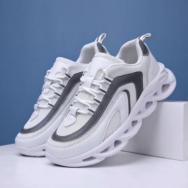 

mules women tom sachs low mens black grey split outdoor shoes triple chaussures de sport pour hommes zapatillas de mujer sapatos de grife