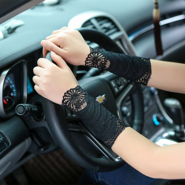 

new summer elegant ladies sunscreen lace gloves women short cuff wrist scar covered fashion female driving gloves agb658, Silver