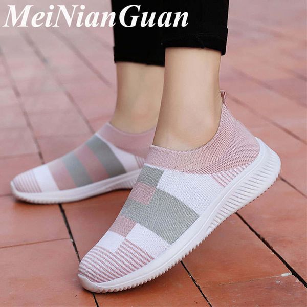 

light weight women sport shoes plus size slip on female sneakers low womens running shoe flats women's sports shoes 2020 h7