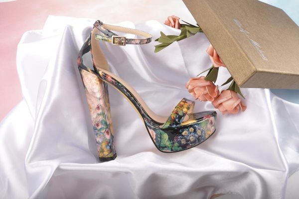 

open toe onlymaker летней женщины платформа коренастый сандалии один диапазон лакированной кожи лодыжки пряжки ремень платье партии сандалии, Black