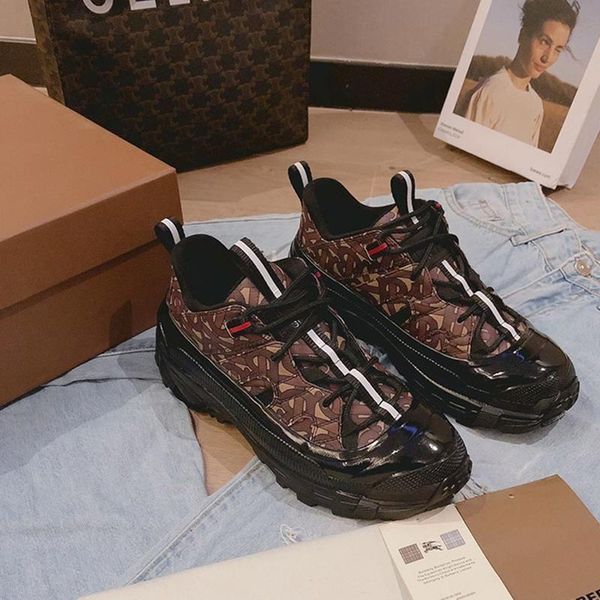 

2020r designer new luxury men's casual sports shoes, men's designer casual shoes of with original box, Black