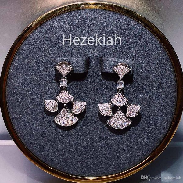 

hezekiah 925 tremella needle luxury earrings french quality lady's party earrings dance party lady of fame wedding bridal earrings, Golden