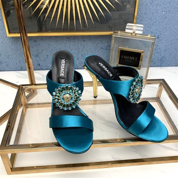 

высокое качество женщина измира sandalsdesigner высокие каблуки кожи плоские легкие и удобные мужские тапочки для ванной моды пляж shoes3