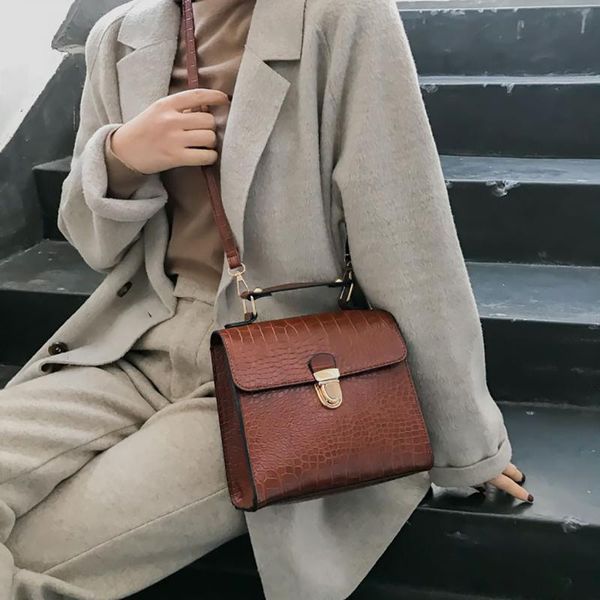 

2020 fashion crocodile bags women retro shoulder bag alligator brand designer simple bag wild messenger handle #40