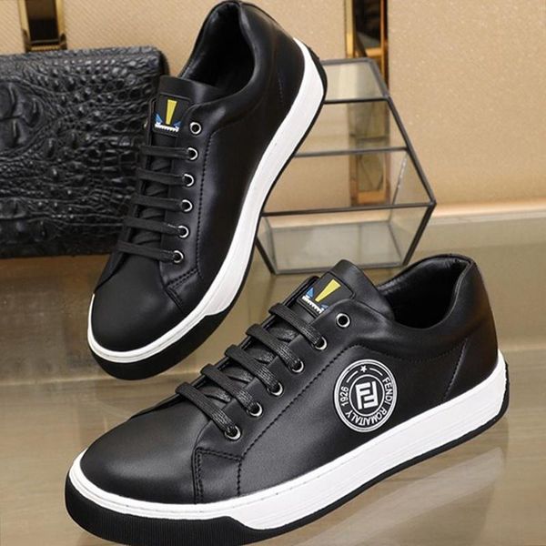 

new arrival mens shoes breathable outdoor walking footwears casual lace -up plus size low men shoes vintage sneakers zapatillas hombre, Black
