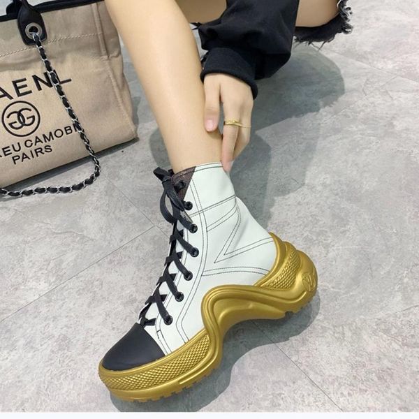 

2020tg new official website also released luxury women's casual fashion socks shoes, outdoor casual boots, fast delivery, Black