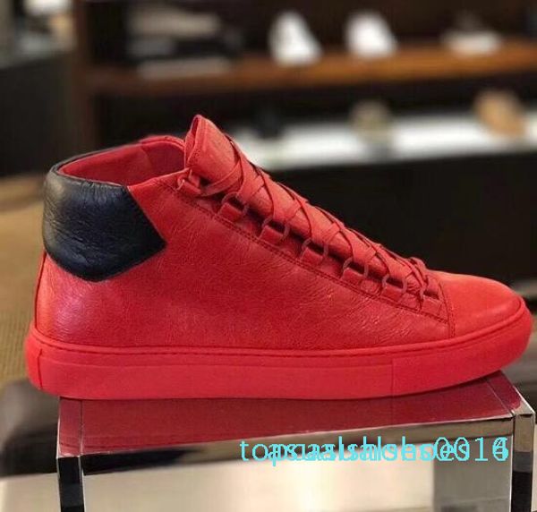 

2019 new designer man casual shoes black white red flat kanye west fashion wrinkled leather lace-up high cut trainers runaway