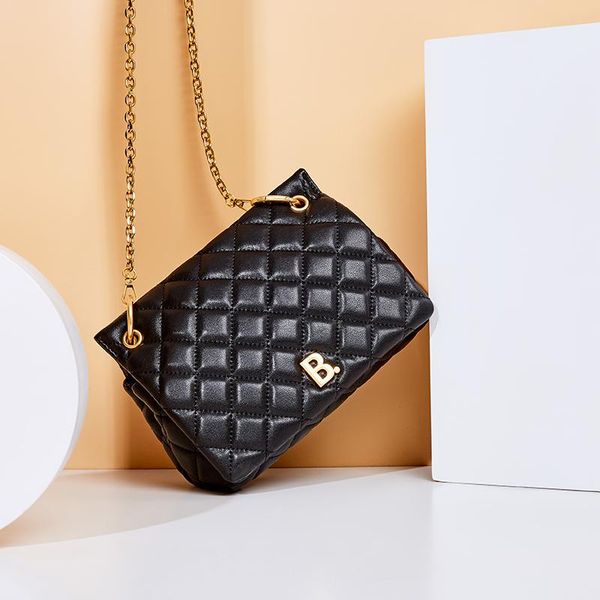 

black female bag cowhide fashion retro leather diagonal bag ladies classic high-end chain bag trend holiday gift 1353