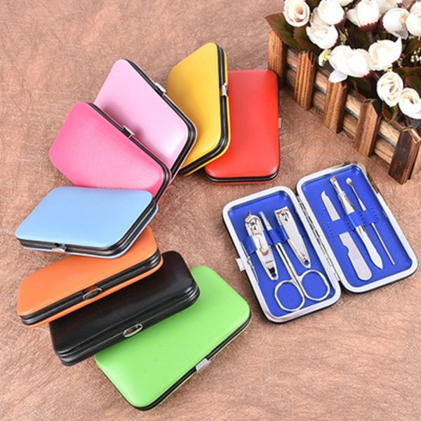 

6pcs nail clipper set manicure ear spoon kit nail cutters nail tools scissor eyelash tweezer set pedicure nails scissor tool yfa2203