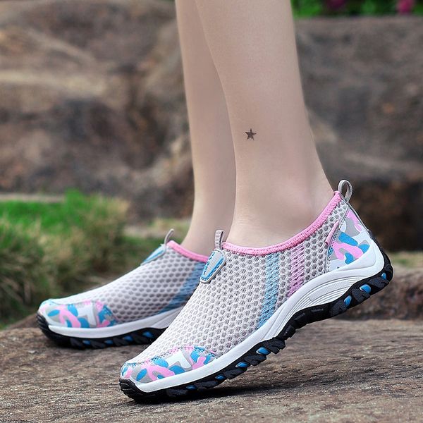 

лето мужчина походной обувь открытые дышащего слип-on треккинг обувь люди женщины покрытие девушка ходьба кроссовки спорт мужчина