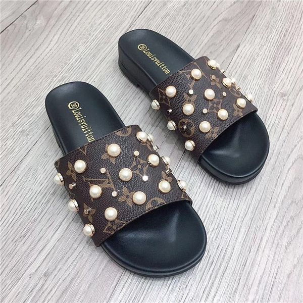 

women gg beach sandals designer l̴v slides slippers flat men gu̴cci flip flops tb guccÃ¬ outdoor slippers louÃ¬s vuÃ¬tton shoes, White