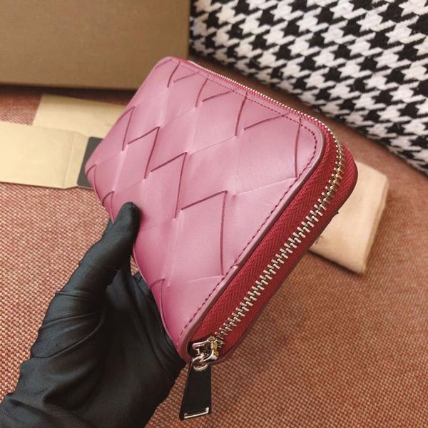 

2020 lady's new braided fetal cowhide hand-woven long purse 19cm high-end customized classic business fashion bag 086888, Red;black