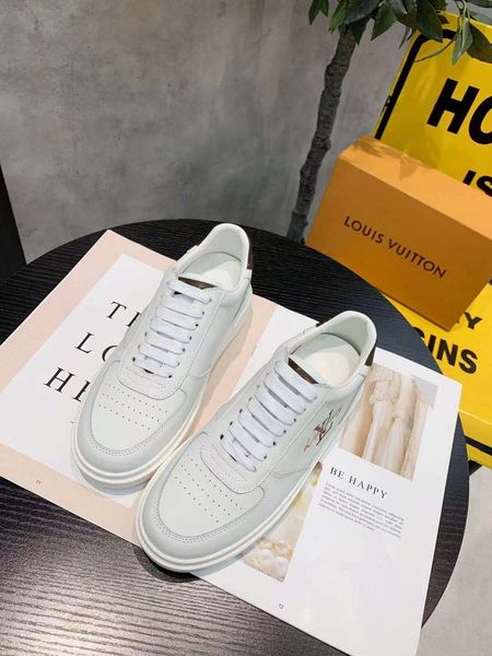 

stylish flat-soled time out sneakers,brand luxury casual shoes, comfortable platform shoes, sizes 35-45 (with original box),cc