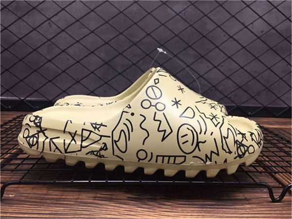 

2020 new kanye west slipper men women slide bone earth brown desert sand slide resin sandals foam runner size 36-45 c093, Black
