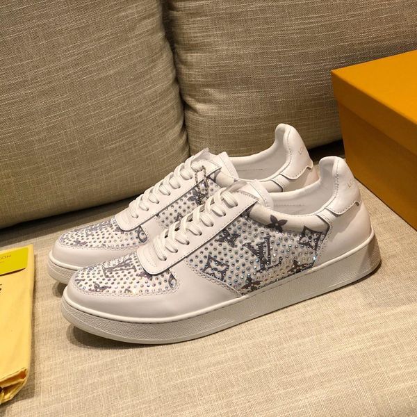 

new4 fashion casual men's shoes wild sports shoes outdoor comfortable lace men's shoes original box invoice packaging fast deliver, Black