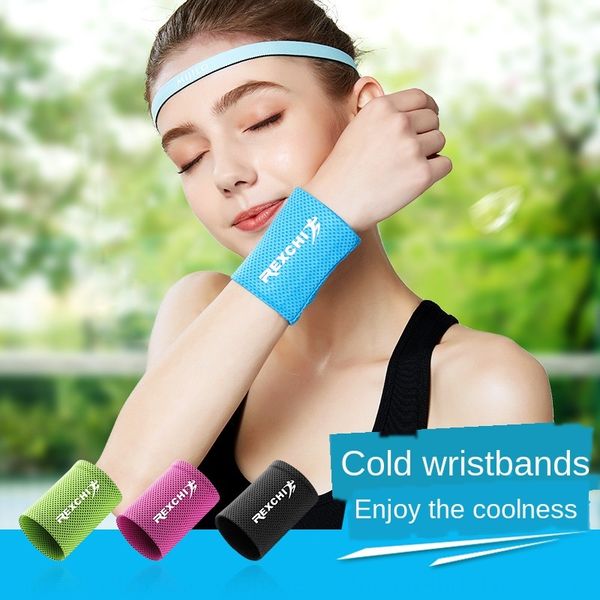 

jv4ur sports b cold towel summer men's and women's fitness weightlifting towel wrist strap wrist strap wristband running riding ic, Black;red
