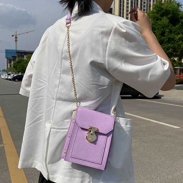 

casual flap shoulder bag women chains
