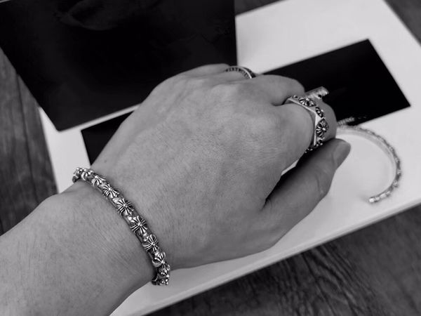 

2020 multiple three-dimensional cross rock punk bangle bracelet, street hip hop bracelet cross pattern bracelet for boys and girls can wear, White