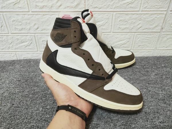

nkj01a 2019 men women basketball shoes cd4487-100 travis scotti x 1 high og ts sp designer sneakers size36-45