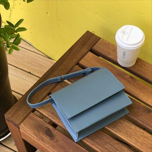 

2020 new super fire bag simple and versatile small square bag shoulder women women crossbody fashion korean