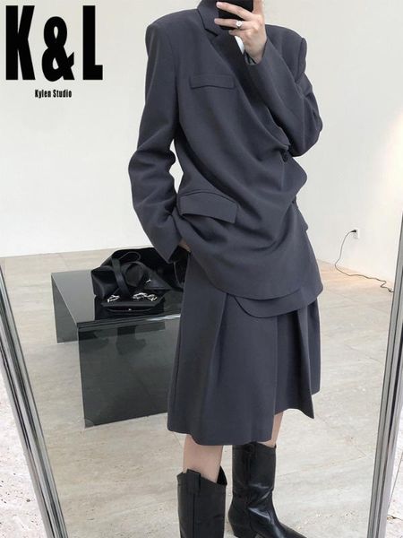 

k&l kylen fall 2020 new street trendy bloggers must oblique placket silhouette suit women loose loose thin shoulder suit jacket, White;black
