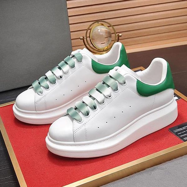 

fashion classic oversized sneaker mens shoes luxury autumn and winter breathable shoes outdoor walking lace -up men shoes chunky sneakers, Black