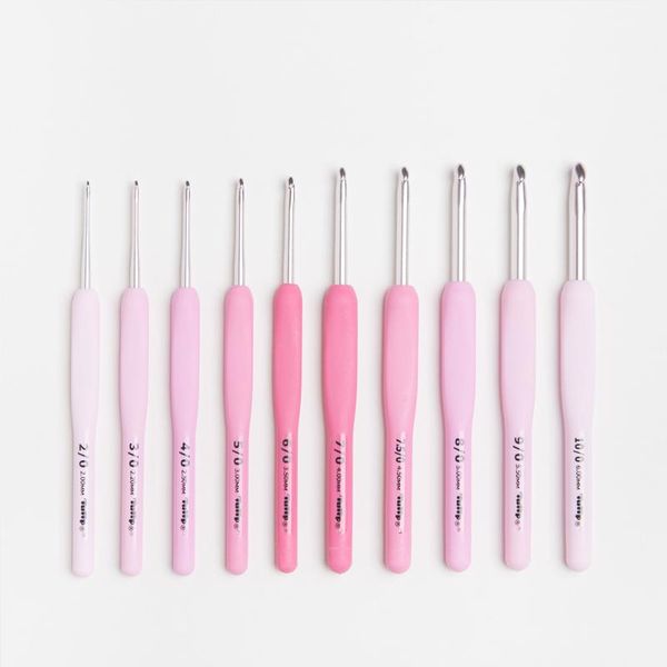 

japan tulip ter/tel crochet hook pink resin handle knitting needles original authentic imported from japan 0.4-6.5mm, Black