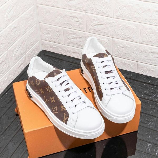 

2019l new luxury men's low-casual shoes, fashion street fashion wild sports shoes, original box packaging, size: 38-45