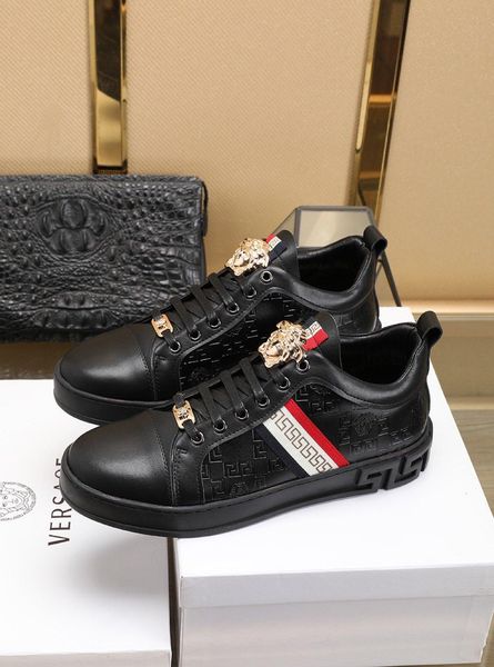 

2020z luxury trend low-men's shoes fashion wild casual shoes, fashionable medusa outdoor sports shoes, size: 38-45, Black