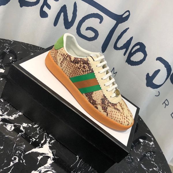 

2020-2019j new trend luxury designer striped casual shoes couple shoes fashion wild men and women sports shoes 35-45