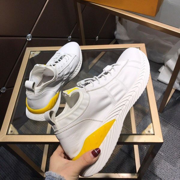 

2020e high-end limited edition genuine leather low-comfortable casual men's sports shoes, stylish and comfortable flat shoes, size, Black