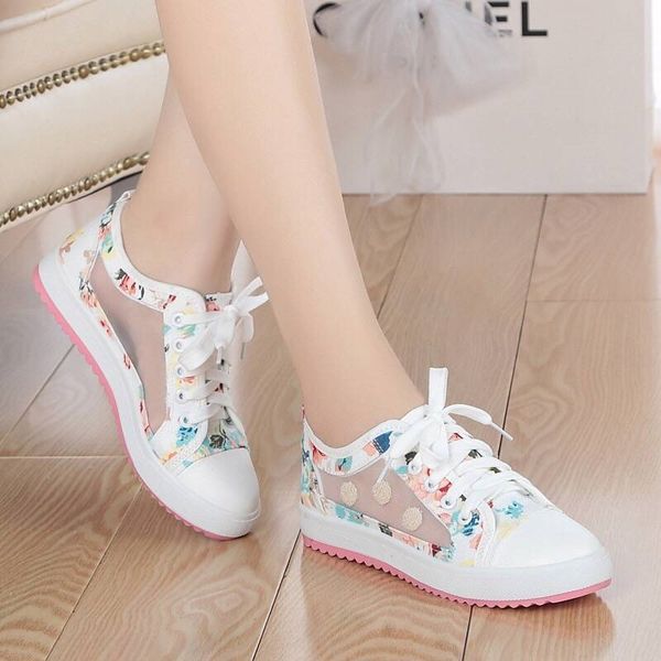 

tw8db girls mesh sneakers sports sandals sports students' hollow sandals korean style medium and large children breathable board shoes, Black;red