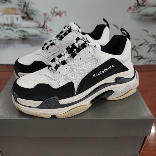 

2020dn designer to create casual and comfortable all-match sports shoes, travel shoes outsole non-slip design with original box delivery, Black