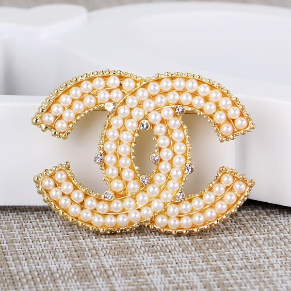

excellent brooches for women brooch rhinestone gold brooches for wedding with box for gift, White