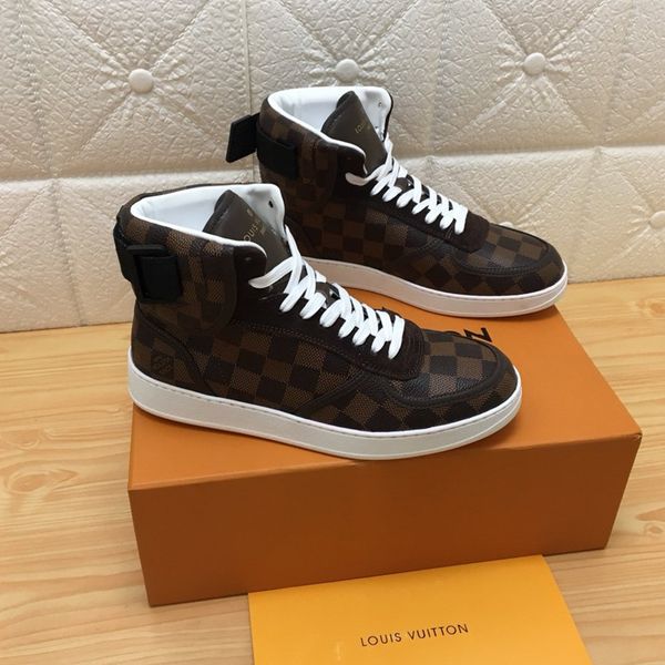

104 high-quality men's designer casual sports shoes trendy brand outdoor casual shoes, fast delivery in the original box, Black