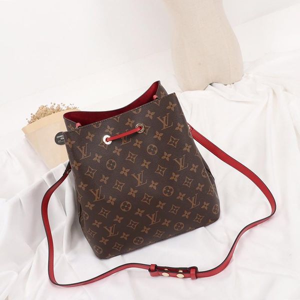 

новое прибытие vintage дизайна моды женщин сумки кожа ковш сумка сумка drawstring сумка посыльного crossbody сумки быстрая поставка