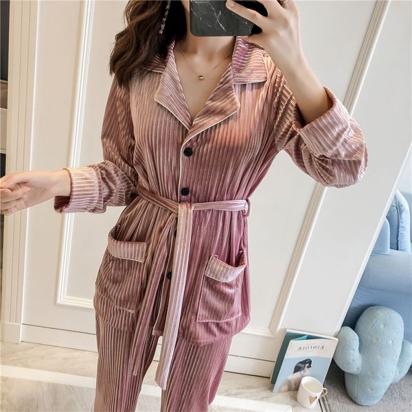 

new gold velvet pit strip home pajamas clothes suit women's long sleeve lapel open-shirt pajamas can be worn outside, Blue;red
