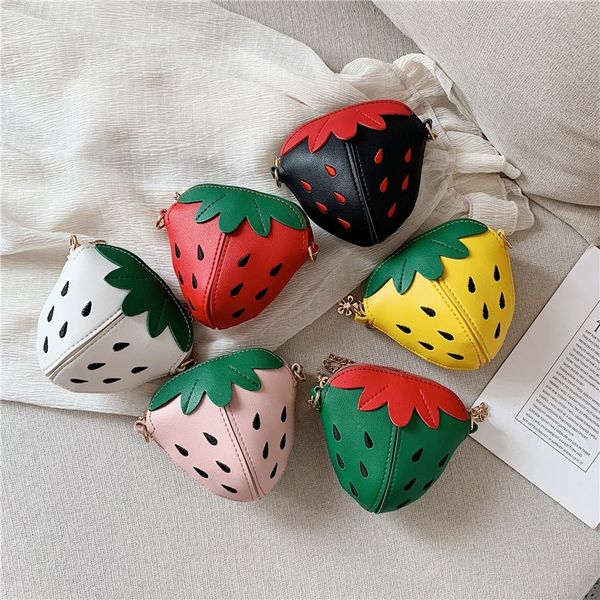 

liruq children's shoulder 2019 new fashion cute small strawberry versatile korean chain accessories messenger shoulder bag postman pack
