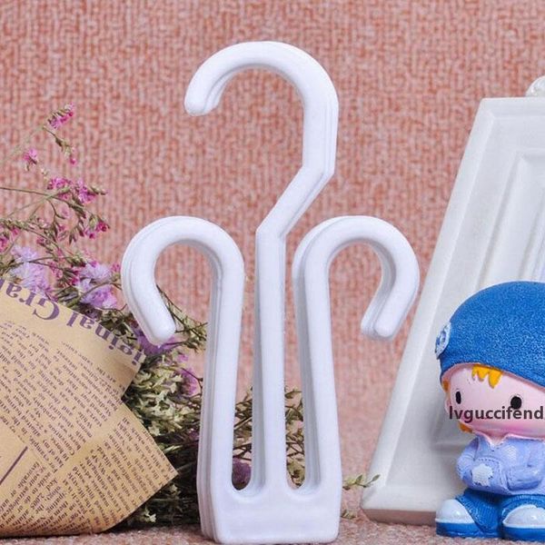 

пластиковые тапочки крюк супермаркет елочка хлопок проложенные обувь сандалии sample ювелирные изделия крюк для обуви вешалка za5246