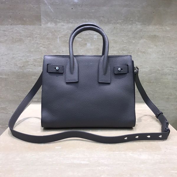 

the inner compartment of 7a high-end handbag with soft styling can be taken out as a handbag, with super capacityhigh size