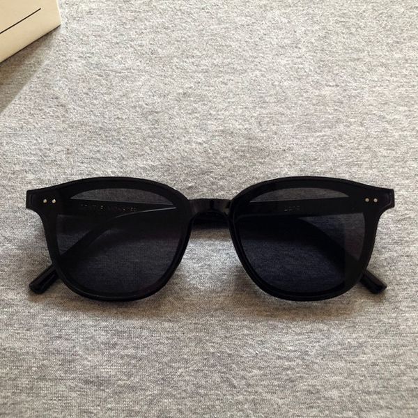 

sunglasses women brand designer fashion lady gentle oval sun glasses vintage monster retro uv lang, White;black