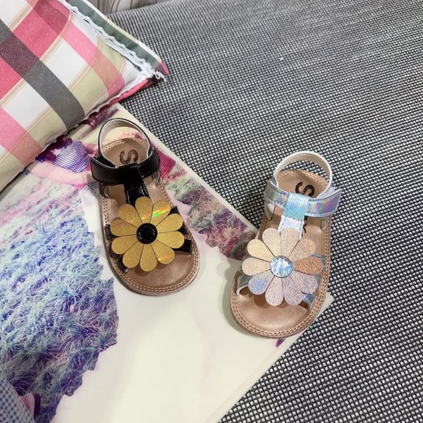 

2020 new shoes shoes girls korean soft bottom children's sandals children's sunflower baby sandals, Black;red