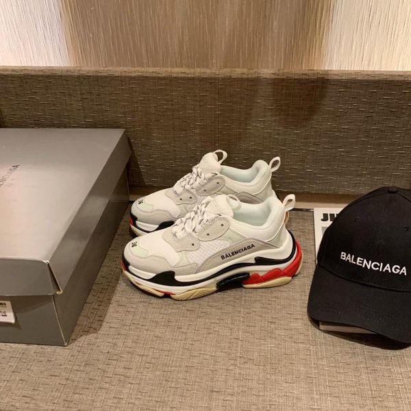 

169designer to create casual and comfortable all-match sports shoes, travel shoes outsole non-slip design with original box delivery, Black