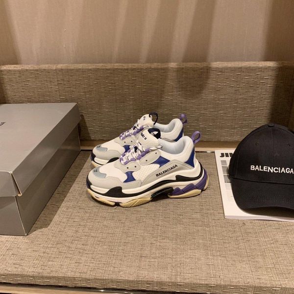 

211designer to create casual and comfortable all-match sports shoes, travel shoes outsole non-slip design with original box delivery, Black