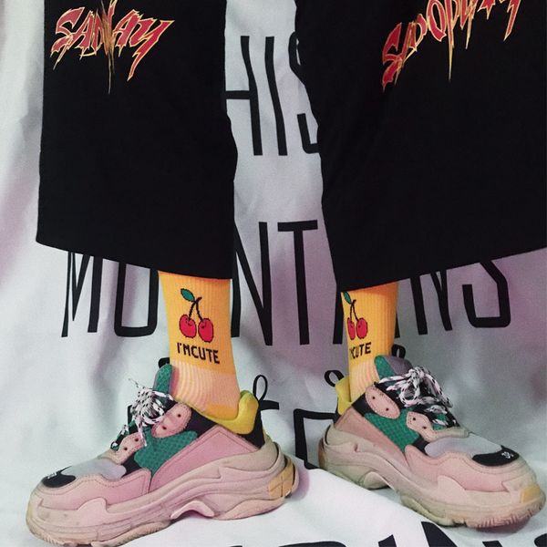 

drop ship crew cotton socks ins letter simple fruit pineapple apple strawberry banana cherry 2020 young street fashion, Black