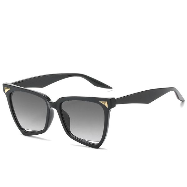 

veshion cat eye sunglasses women vintage small frame 2020 lady shades retro designer glasses oculos eyewear uv400, White;black