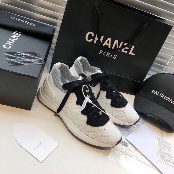 

size 35-40 with original box r luxury ladies casual sneakers, fashionable fabric and suede-effect calfskin