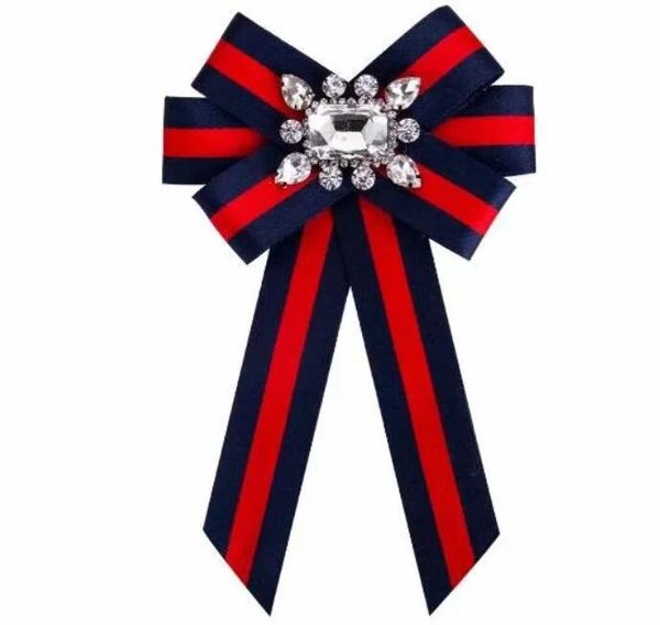 

2020 luxury designer exquisite double letter brooch for women statement brand fashion brooches pins accessories jewelry gift 8416, Gray